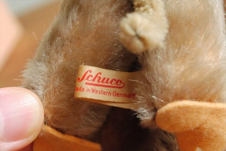 ドイツ製 Schuco ヴィンテージ かわいい子サル シュコー社 猿 ドイツ製 Schuco ヴィンテージ かわいい子サル シュコー社 猿