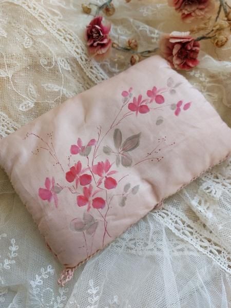 花柄刺繍ハンキーケース アンティーク フランス 蚤の市