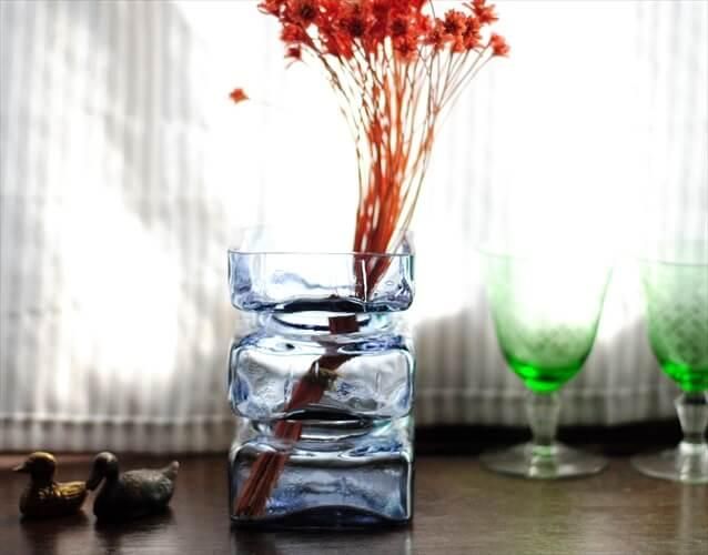 フィンランド製 Riihimaen Lasi Pala ガラスの花瓶 12cm高