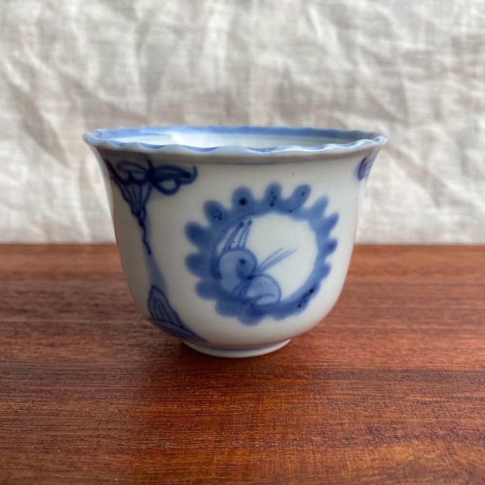 蔵から謎の湯呑み茶碗？お猪口が出て来ました。古美術品