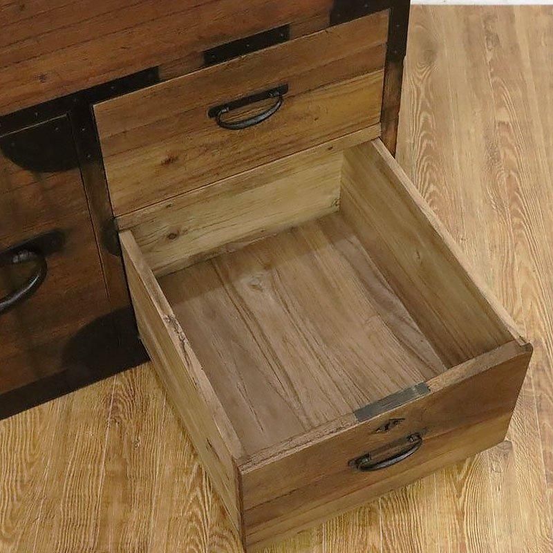 二段重ね 和箪笥 和家具 時代箪笥 チェスト 重厚感 時代金具 二段重ね 和箪笥 和家具 時代箪笥 チェスト 重厚感 時代金具