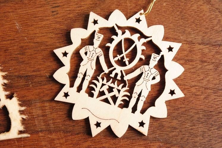 ドイツのクリスマス 木製オーナメント 4点セット X'mas ドイツのクリスマス 木製オーナメント 4点セット X'mas