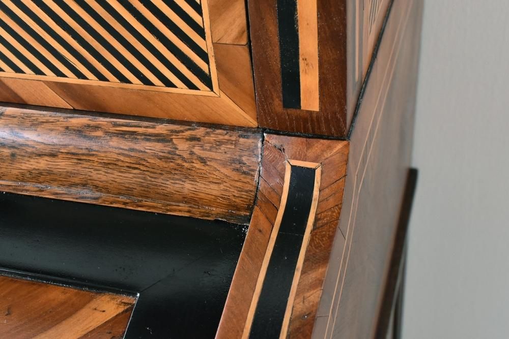 英国製アンティークデスク｜1820年代美術品のような象嵌細工