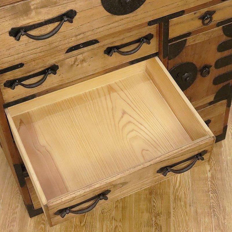 【アンティーク】時代家具 木製 小箪笥 仙台箪笥 和簞笥 昭和レトロ 小ぶり アンティーク家具 和製アンティーク 木地呂塗り 漆の光沢が