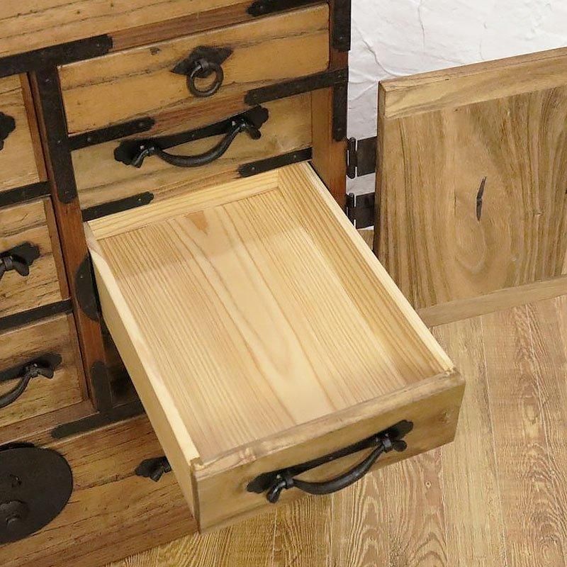 閂付き 前桐小箪笥 手許箪笥 時代金具 丸金具 小ぶり