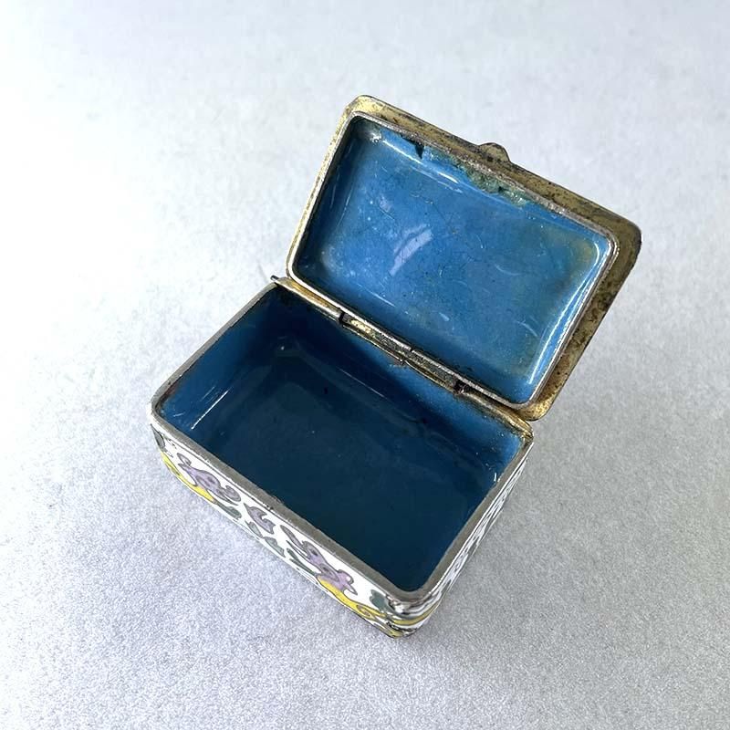 希少・美品 Christian Dior ヴィンテージ ボンボニエール 小物入れ 希少・美品 Christian Dior ヴィンテージ ボンボニエール 小物入れ