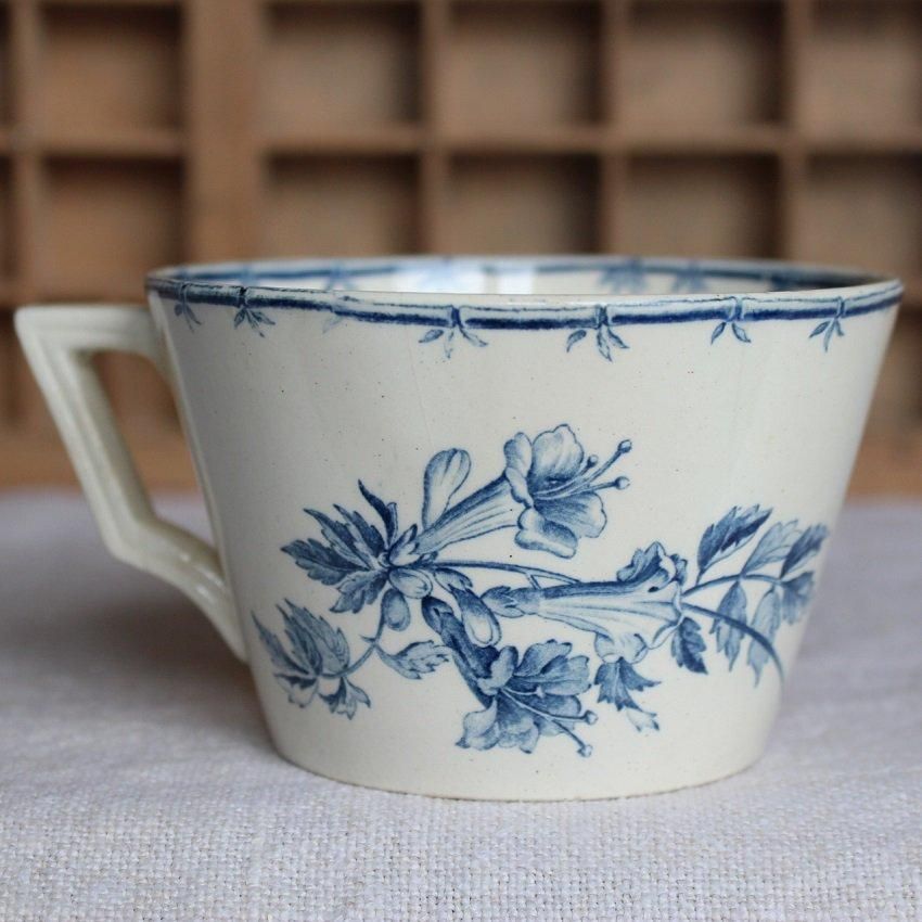フランス アンティーク GIEN カップ1点 ジアン - ANTIQUE LEAVES フランス アンティーク GIEN カップ1点 ジアン - ANTIQUE LEAVES