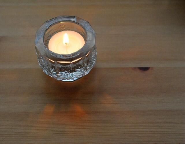 Iittala イッタラ Kuusi キャンドルホルダー もみの木モチーフ Iittala イッタラ Kuusi キャンドルホルダー もみの木モチーフ