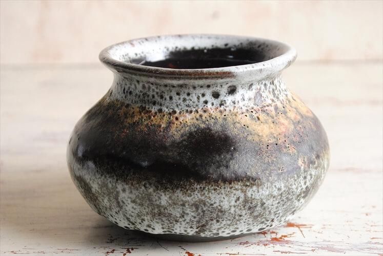 ドイツから ヴィンテージ 陶器の花瓶 花器 Art pottery Fat Lava ドイツから ヴィンテージ 陶器の花瓶 花器 Art pottery Fat Lava