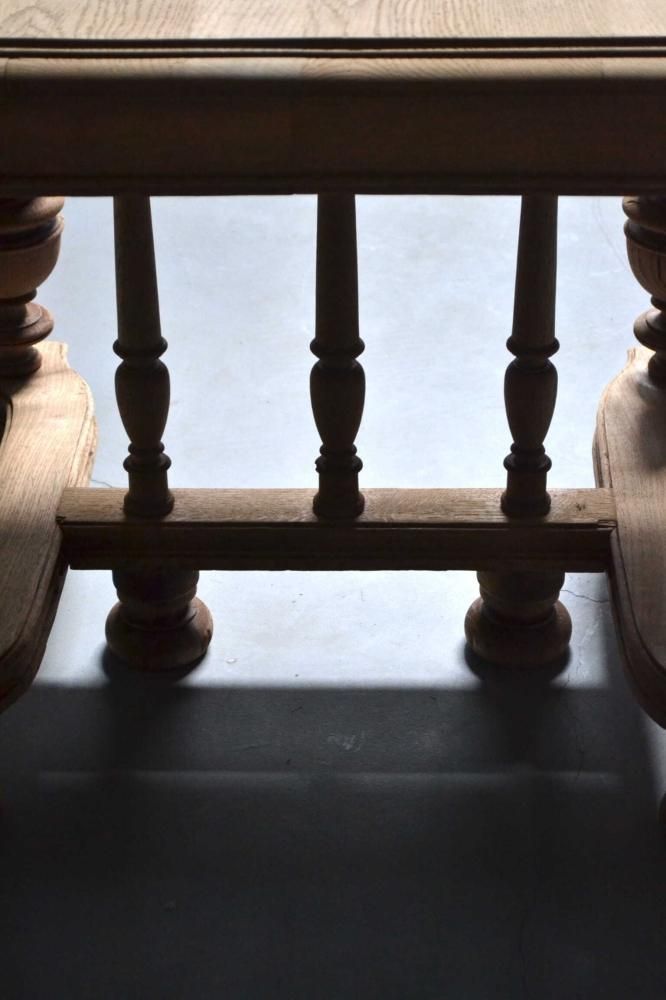 Dining table oak Henri II