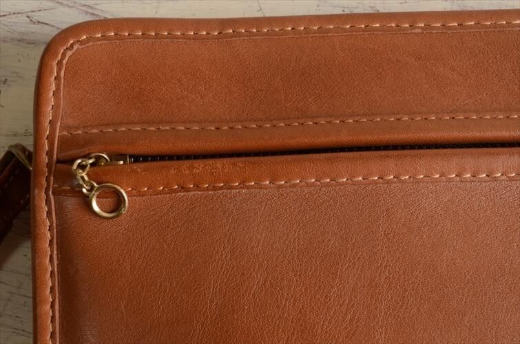 USA製 COACH オールドコーチ レザー クラッチバッグ セカンド USA製 COACH オールドコーチ レザー クラッチバッグ セカンド