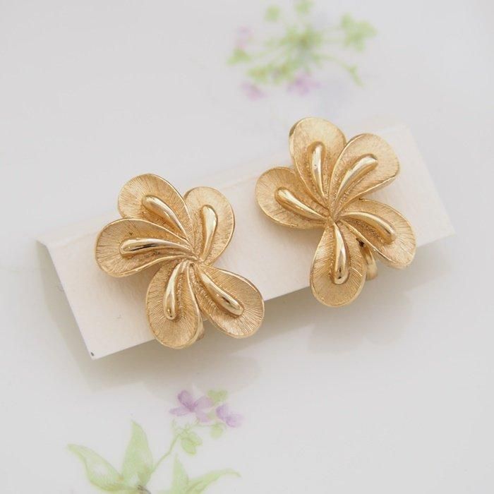 CJ7004
Trifariȥեꡡɥȡ󡡥꡼ա