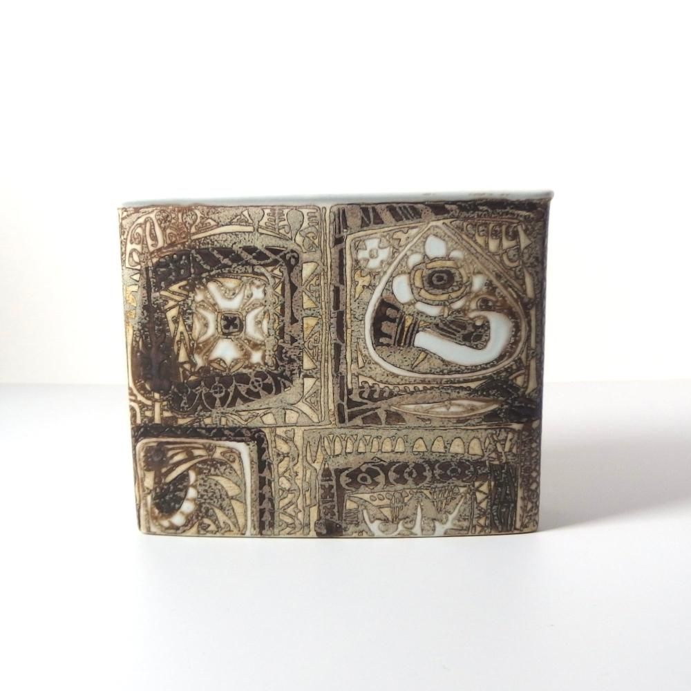 ロイヤルコペンハーゲン/バッカ/ヴィンテージ/茶色スクエアベース ロイヤルコペンハーゲン/バッカ/ヴィンテージ/茶色スクエアベース