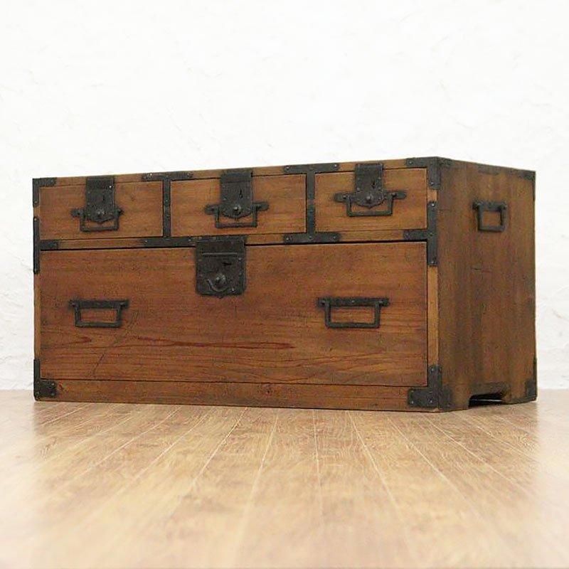 古い時代箪笥 丸金具/和風/古家具/陳列台/和家具/和骨董/店舗什器/ローボード 和箪笥・茶箪笥一覧｜水屋・帳場・刀箪笥など骨董家具特集