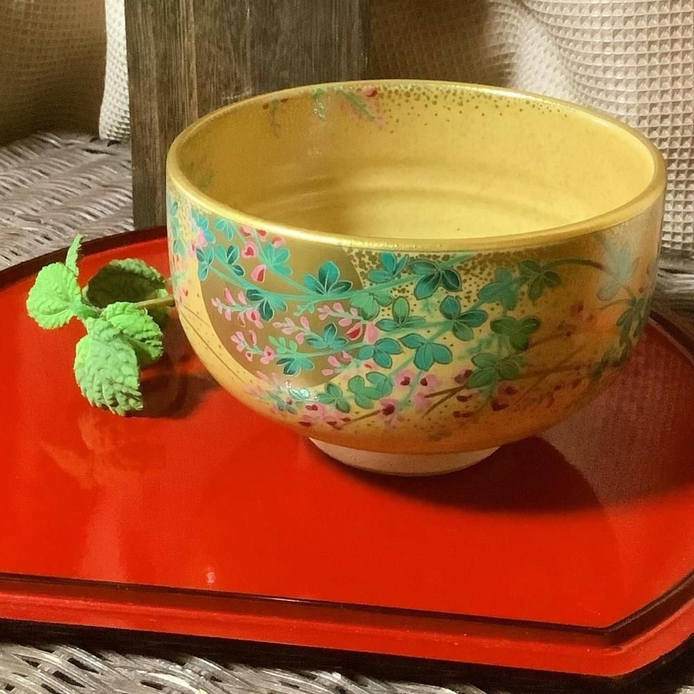 抹茶茶碗 月と萩 - ANTIQUE LEAVES 抹茶茶碗 月と萩 - ANTIQUE LEAVES