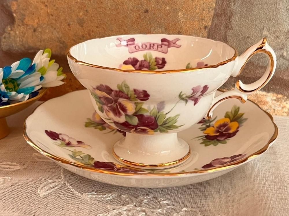 ヴィンテージ ハマースレイ パンジー柄 ティーカップ&ソーサー