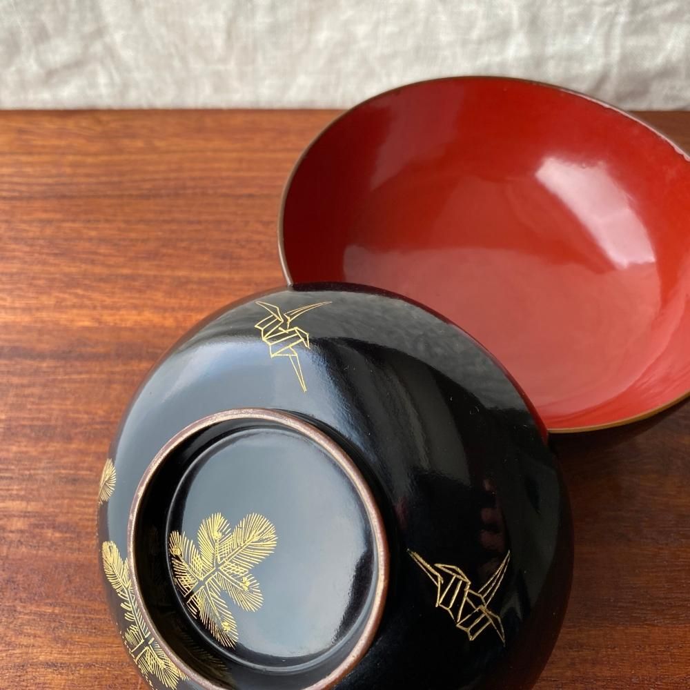 漆の折り鶴と松の黒塗り椀 昭和初期頃