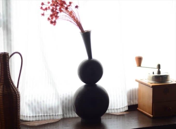 ドイツから ユニークな錫の花瓶 ピューター 花器 一輪挿し ZINN ドイツから ユニークな錫の花瓶 ピューター 花器 一輪挿し ZINN