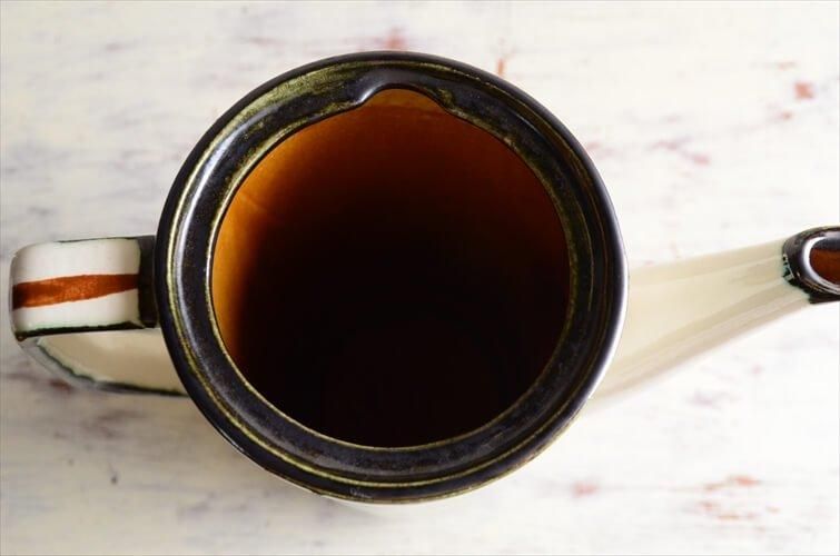 ベルギー　アンティークポット ベルギーアンティーク陶器製コーヒーポット リーフデザイン