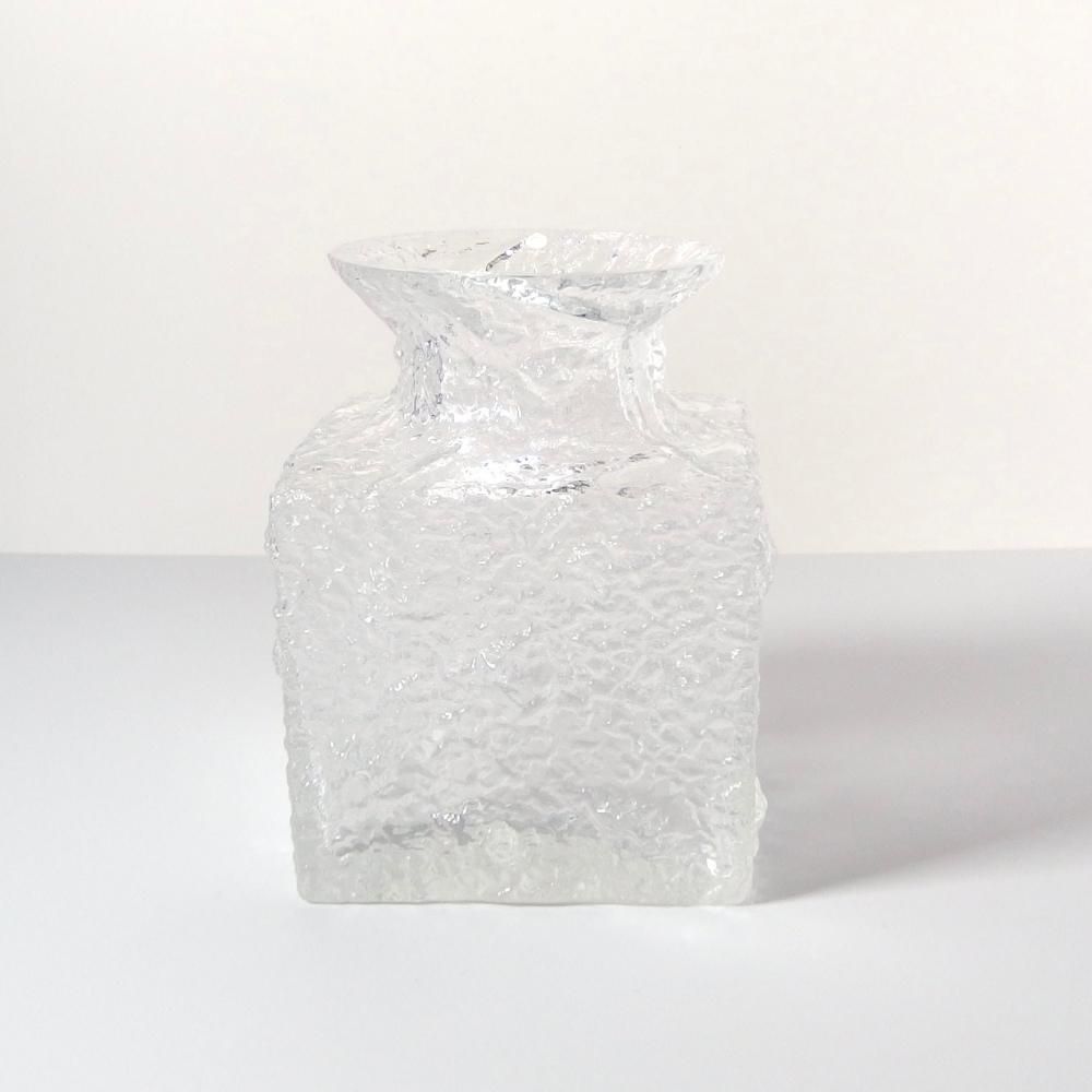 ̲ ե ơiittalaʥå Crocusʥåvase