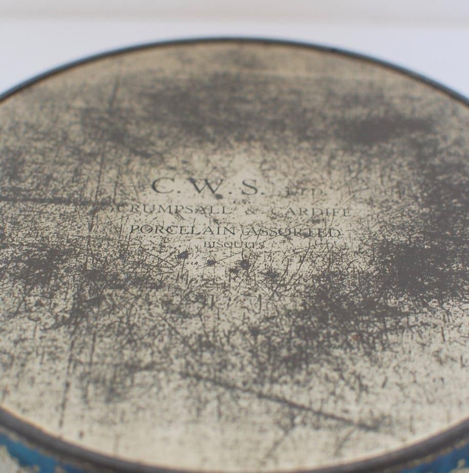 アンティークのTIN缶 C.W.S ビスケットの缶 イギリス - ANTIQUE