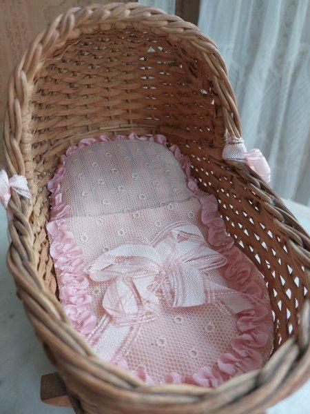 アンティークドールベッド - ANTIQUE LEAVES アンティークドールベッド - ANTIQUE LEAVES