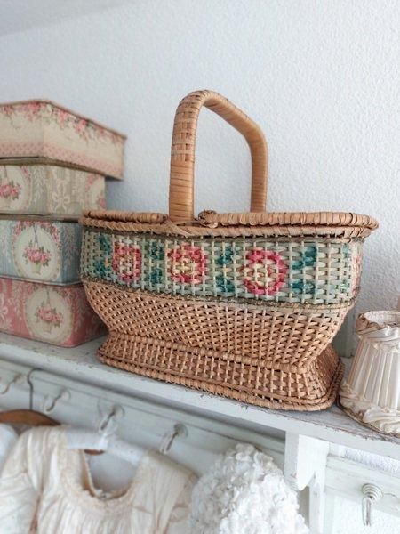 アンティークフレンチローズバスケット - ANTIQUE LEAVES アンティークフレンチローズバスケット - ANTIQUE LEAVES