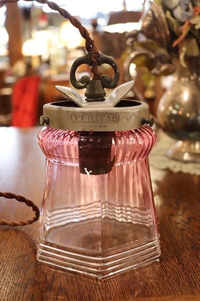 LED球付き】1920年代 イギリスアンティーク クランベリーグラス LED球付き】1920年代 イギリスアンティーク クランベリーグラス