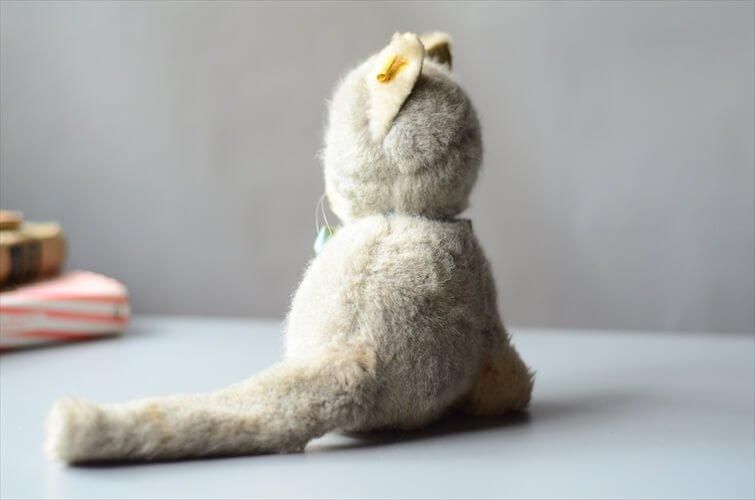 ドイツ製 Steiff ヴィンテージ 青い瞳のグレーのネコ Snuffy cat ドイツ製 Steiff ヴィンテージ 青い瞳のグレーのネコ Snuffy cat