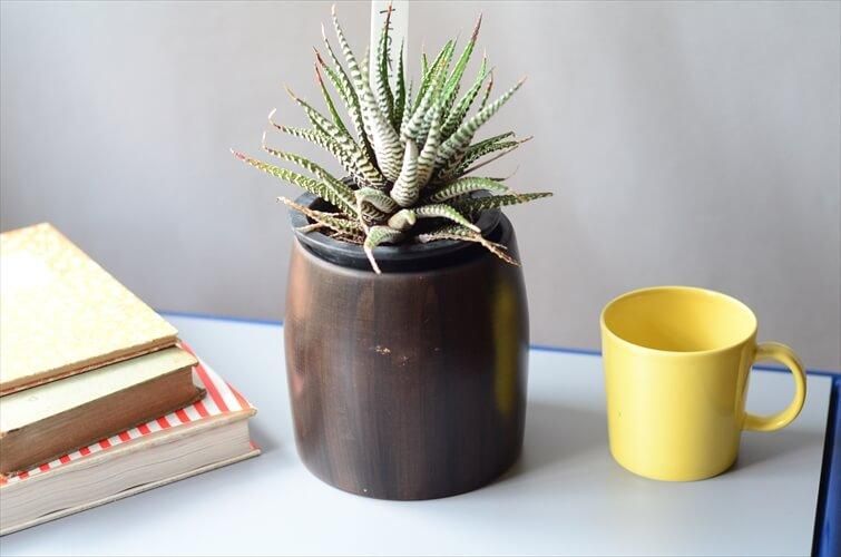 ドイツから Art pottery ヴィンテージ 陶器の鉢 鉢カバー 花器 ドイツから Art pottery ヴィンテージ 陶器の鉢 鉢カバー 花器