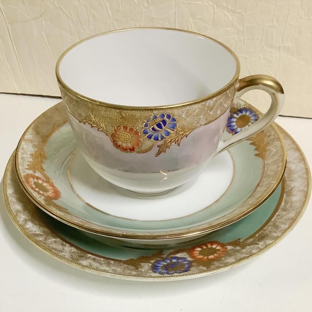 明治Noritake カップ&ソーサー フラワー - ANTIQUE LEAVES 明治Noritake カップ&ソーサー フラワー - ANTIQUE LEAVES