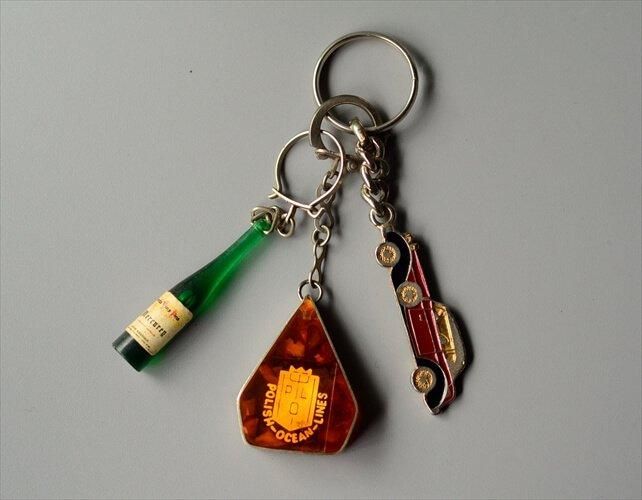 ヨーロッパから ヴィンテージキーホルダー 3個セット ドイツ ヨーロッパから ヴィンテージキーホルダー 3個セット ドイツ