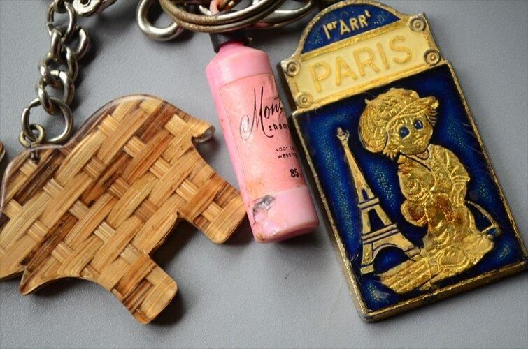 100個！フランス ヴィンテージ 広告 キーホルダー まとめ ロット K1 100個！フランス ヴィンテージ 広告 キーホルダー まとめ ロット