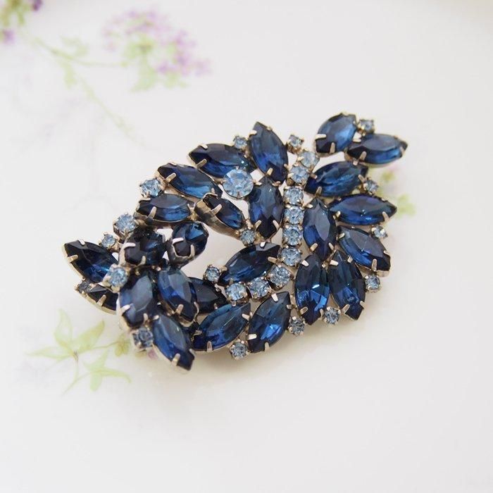 超希少】 Christian Dior 1960s ブルーラインストーンブローチ 超希少】 Christian Dior 1960s ブルーラインストーンブローチ