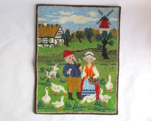 スウェーデン製ツヴィスト刺繍の壁掛け - アンティークモール＆蚤の市