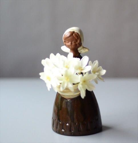 ドイツから届いた フラワーガール一輪挿し 陶器 花瓶 花器 北欧 ドイツから届いた フラワーガール一輪挿し 陶器 花瓶 花器 北欧