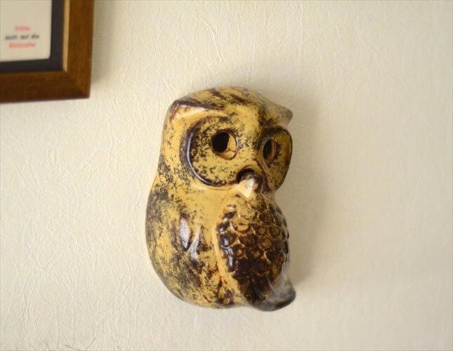 ドイツから ヴィンテージ 陶器のフクロウのウォールデコ ドイツから ヴィンテージ 陶器のフクロウのウォールデコ