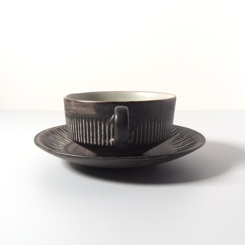 BRデンマーク アマゾナス｜北欧ヴィンテージの民藝カップ