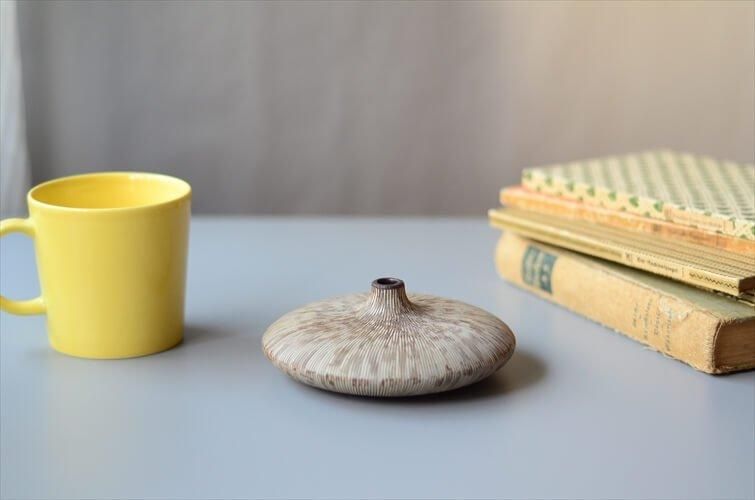 デンマークから ユニークなフォルムの一輪挿し 花瓶 花器 デンマークから ユニークなフォルムの一輪挿し 花瓶 花器