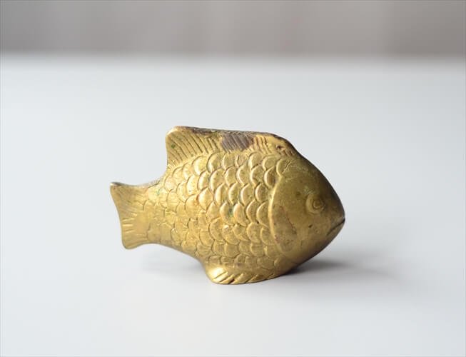 イギリスから 真鍮の魚 おさかな オブジェ ブラス フィギュア インテリア 置物 店舗什器 アンティーク ヴィンテージ_ig3889 -  ANTIQUE LEAVES（アンティークリーブス）