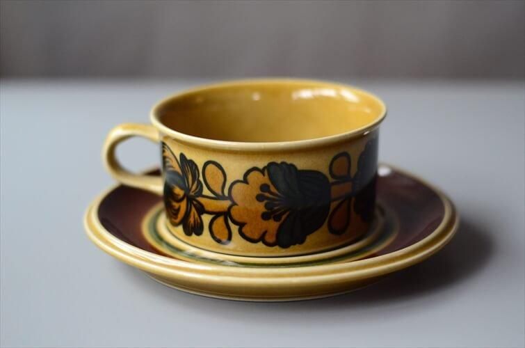 ベルサ　コーヒーカップ＆ソーサー　　アラビア　ヴィンテージ ARABIA アラビア カップ＆ソーサー/1960年代- 北欧ヴィンテージ食器