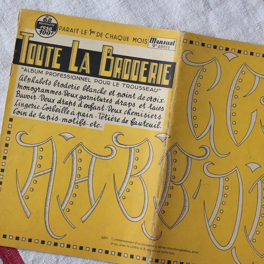 フランス アンティーク 刺繍 ステッチモデル TOUTE LA BRODERIE フランス アンティーク 刺繍 ステッチモデル TOUTE LA BRODERIE