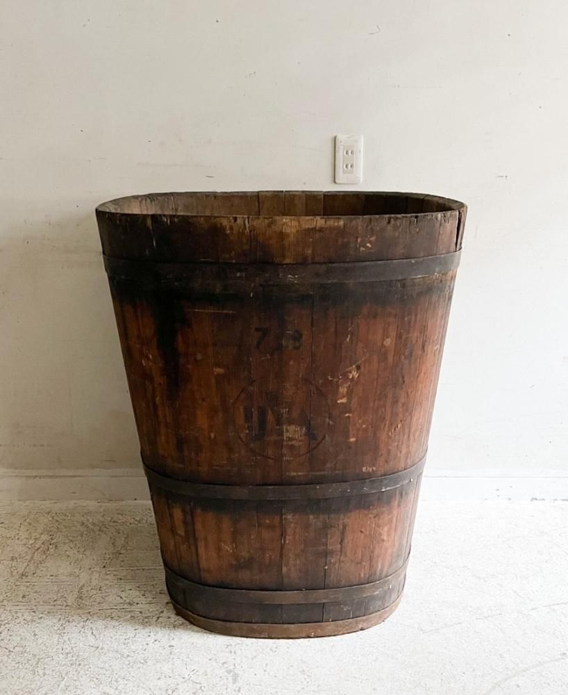 出力形式】フランス製アンティークパイン樽 大型ガーデン鉢カバー