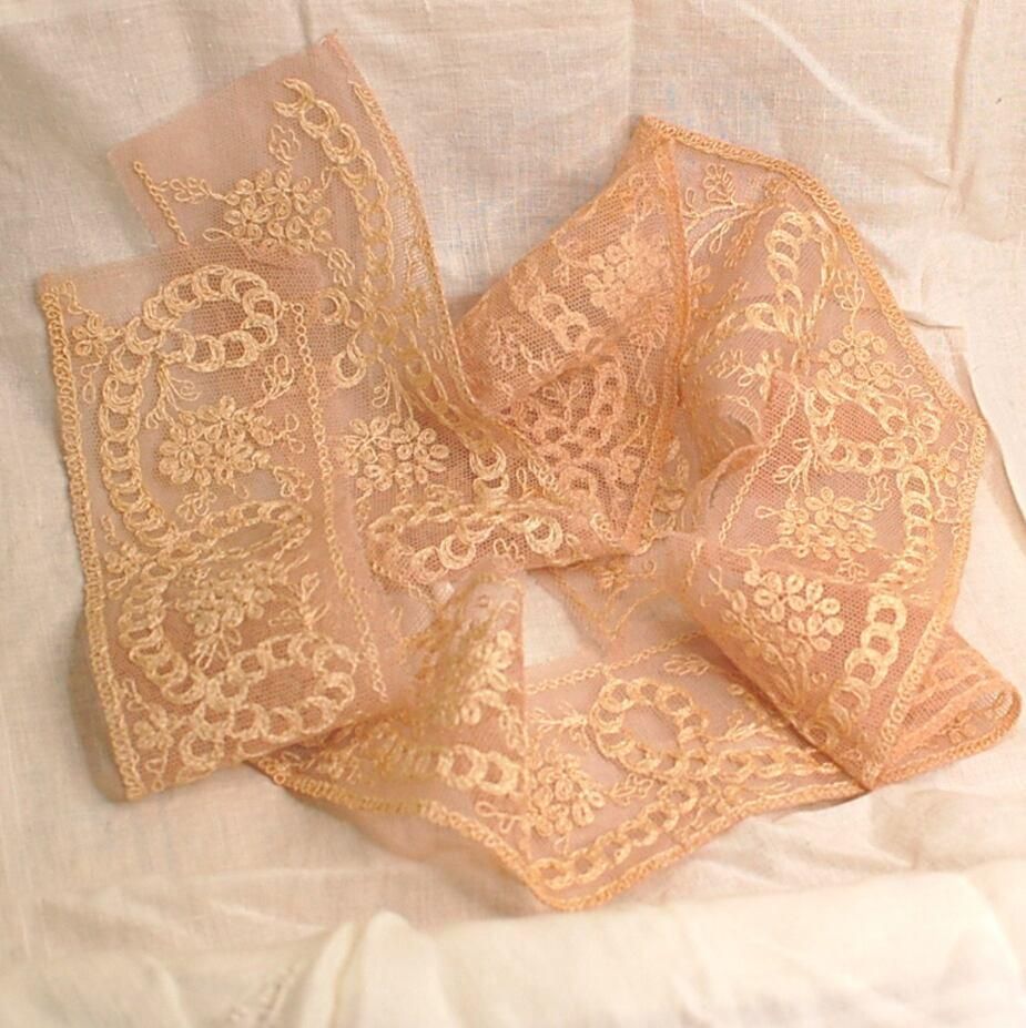 アンティーク ピーニャレース 極薄オーガンジー シャンパンベージュ 刺繍ドイリー ドイリー | Le petit atelier 22