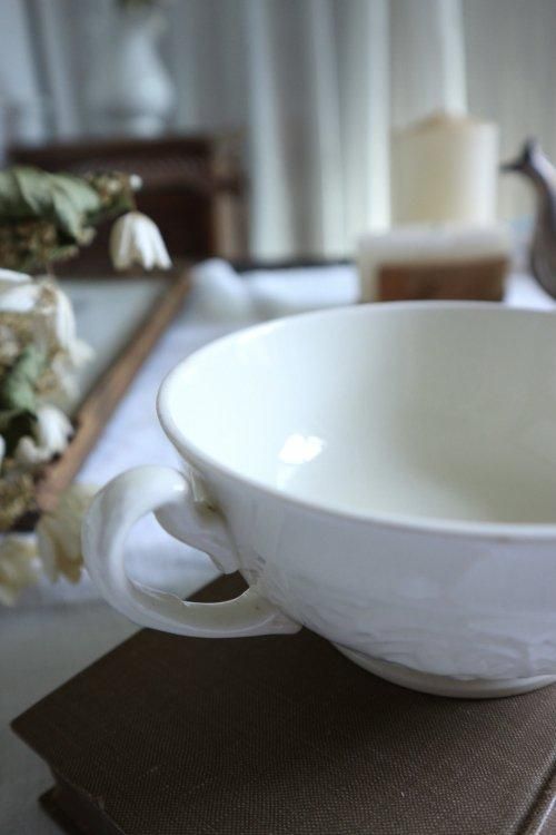 WEDGWOODスープカップ - ANTIQUE LEAVES