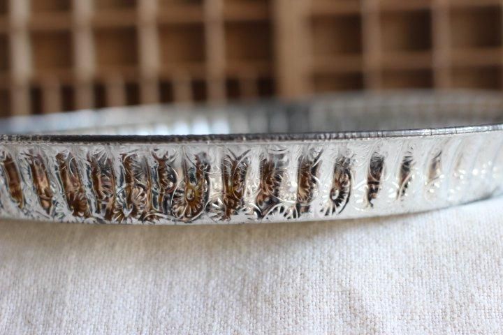 フランス ビンテージ ブリキ製 タルトのモールド 30 - ANTIQUE フランス ビンテージ ブリキ製 タルトのモールド 30 - ANTIQUE