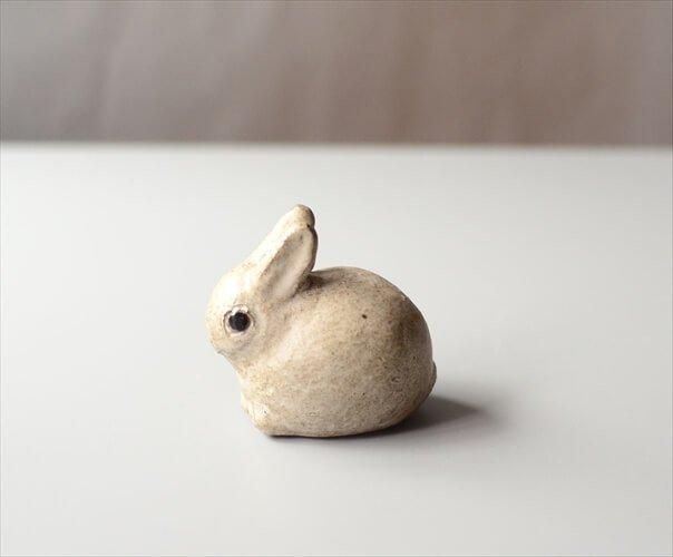 デンマークから かわいい陶器のうさぎ オブジェ 置物 アート デンマークから かわいい陶器のうさぎ オブジェ 置物 アート