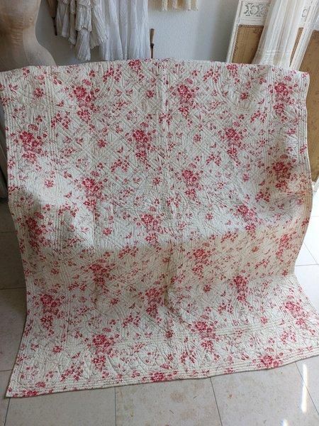 アンティークフレンチキルト - ANTIQUE LEAVES アンティークフレンチキルト - ANTIQUE LEAVES