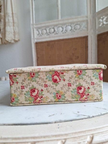 アンティーク花柄カルトナージュボックス - ANTIQUE LEAVES アンティーク花柄カルトナージュボックス - ANTIQUE LEAVES