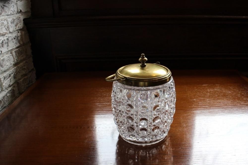 バカラ ディアマン ビスケットジャー 5863 - ANTIQUE LEAVES バカラ ディアマン ビスケットジャー 5863 - ANTIQUE LEAVES